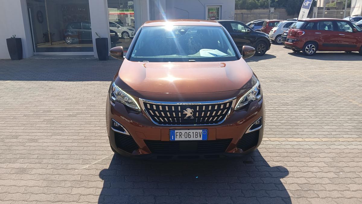 Peugeot 3008 1.5 HDI 130CV Business 061